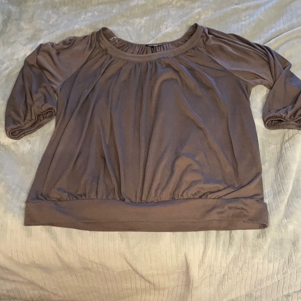 Daisy Fuentes Size 1X Charcoal Gray Top